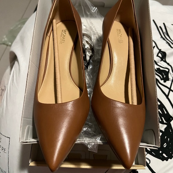 New MK pumps - Picture 1 of 7